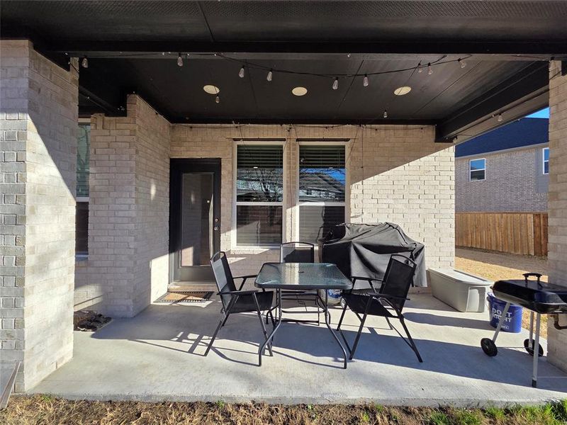 Exterior details and patio area of a home in , Wylie (Image 3).