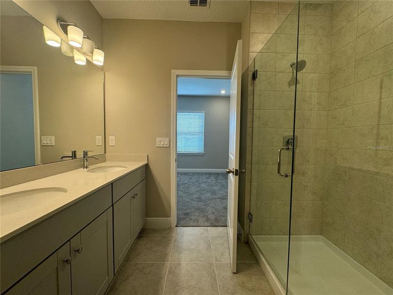 Furnished interior view inside a new home in , Winter Garden (Image 11).