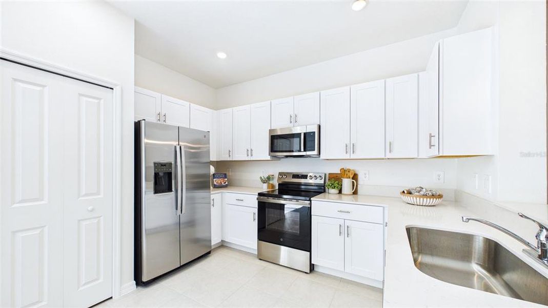 Furnished interior view inside a new home in , Ruskin (Image 7).