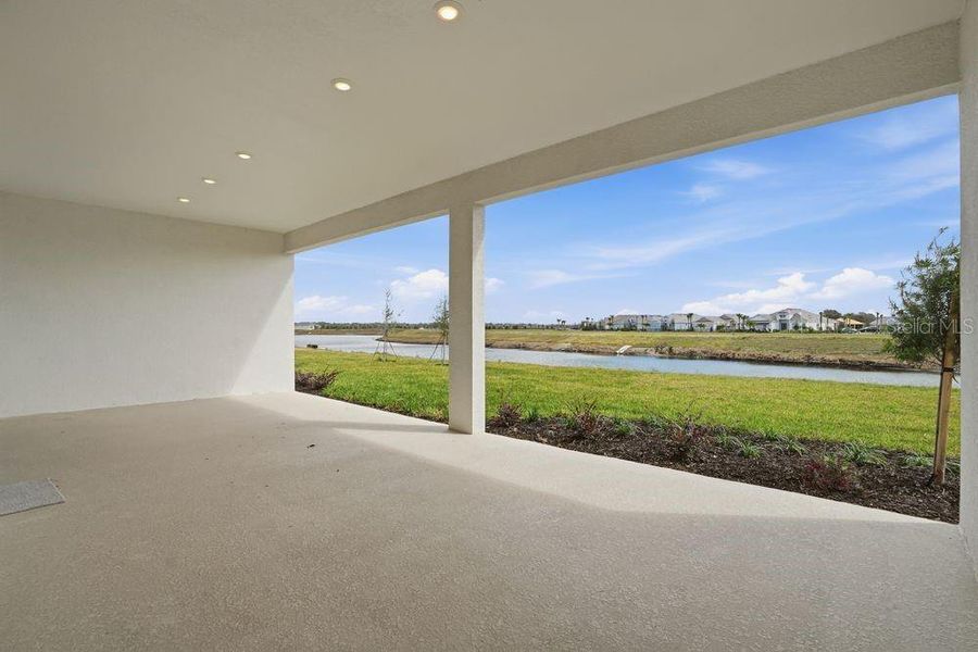 Exterior details and patio area of a home in Coasterra Community Group Page, Palmetto (Image 3).