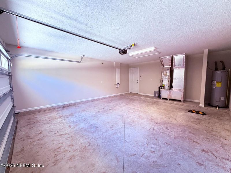 Spacious, unfurnished interior of a new home in , Jacksonville (Image 26). Spacious, unfurnished interior of a new home in , Jacksonville (Image 26).