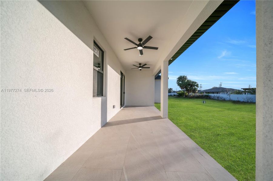 Exterior details and patio area of a home in , Cape Coral (Image 30).