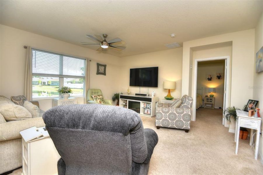 Furnished interior view inside a new home in Greenbrier, Tavares (Image 3).