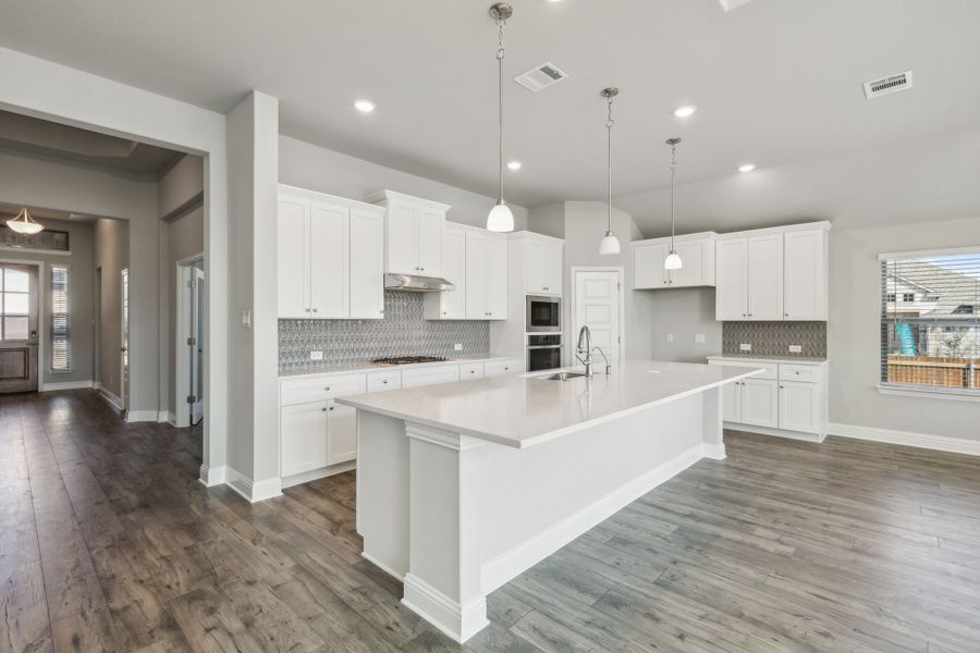 Furnished interior view inside a new home in Oaks of North Grove, Waxahachie (Image 5). Furnished interior view inside a new home in Oaks of North Grove, Waxahachie (Image 5).
