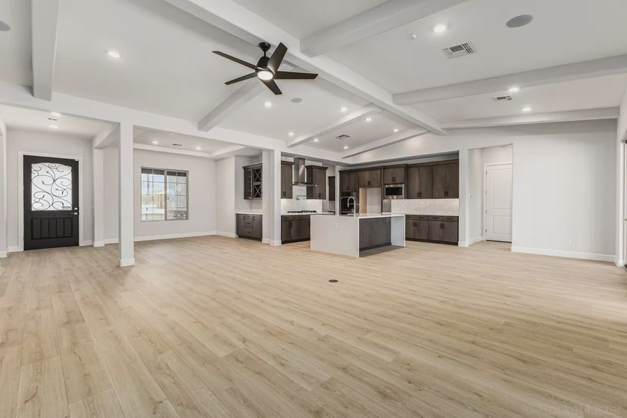 Spacious, unfurnished interior of a new home in Bellero Estates, Queen Creek (Image 16).