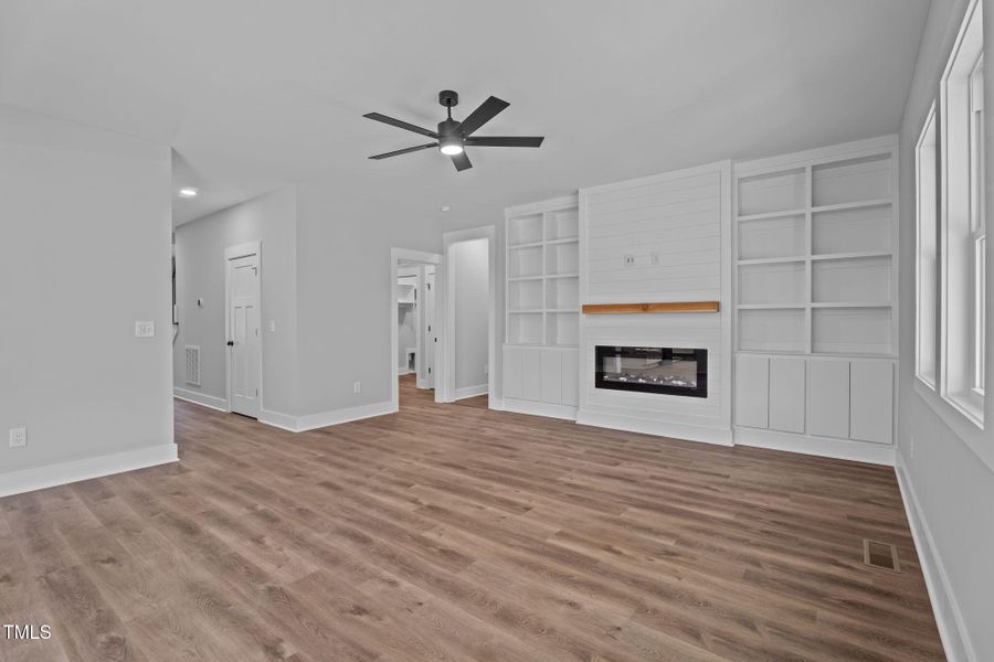 56-web-or-mls-DSC08774 56-web-or-mls-DSC08774