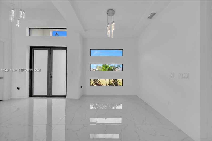 Spacious, unfurnished interior of a new home in , Cape Coral (Image 42). Spacious, unfurnished interior of a new home in , Cape Coral (Image 42).