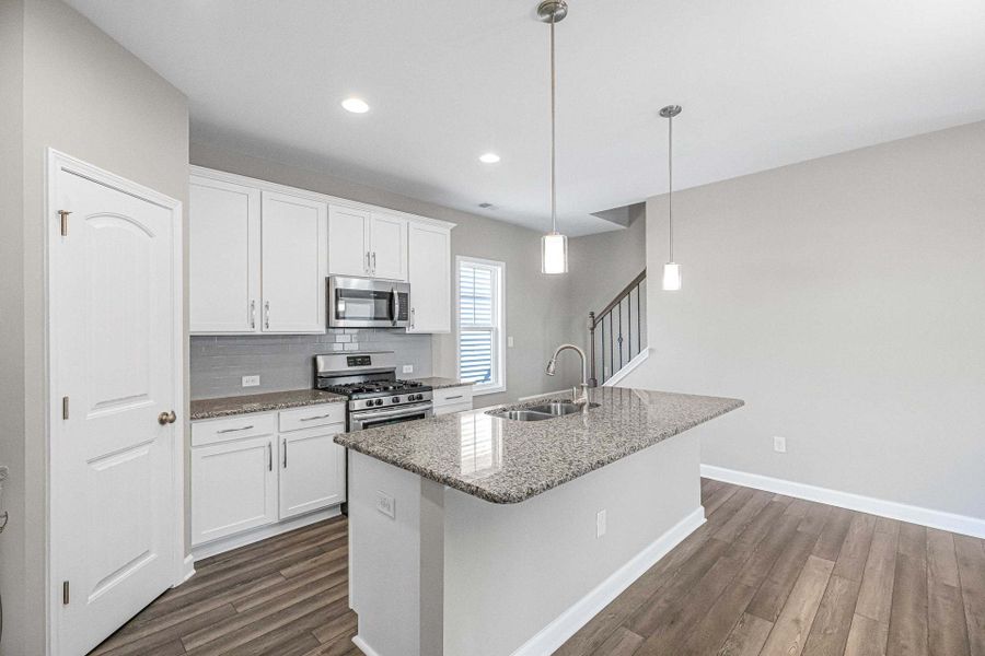 Representative furnished interior of a home built from the Aberdeen by Caviness & Cates Communities in Bartlett Manor, Youngsville (Image 137).