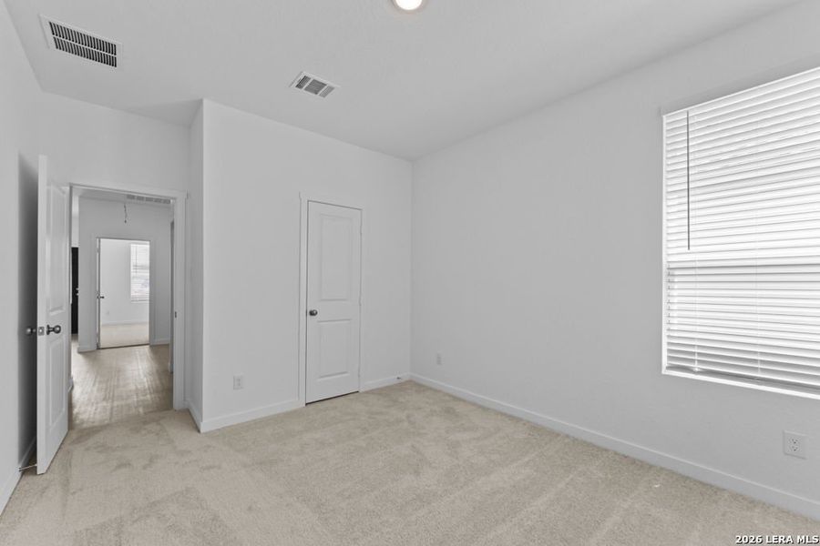 Spacious, unfurnished interior of a new home in Espada, San Antonio (Image 16). Spacious, unfurnished interior of a new home in Espada, San Antonio (Image 16).