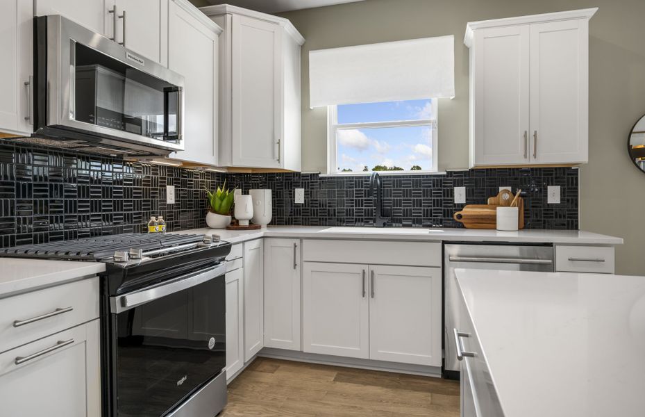 Representative furnished interior of a home built from the Aspire by Pulte Homes in Briarwood Reserve, Spartanburg (Image 49).