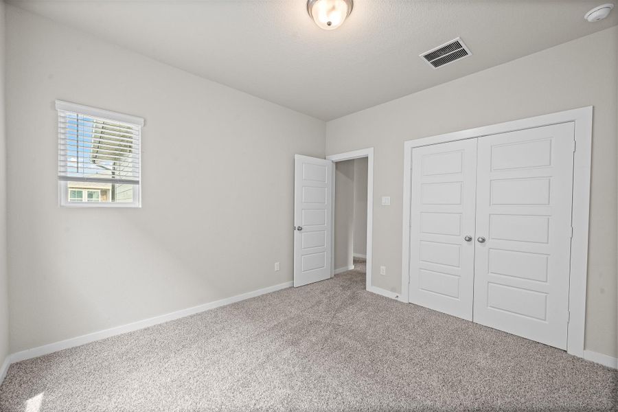 Spacious, unfurnished interior of a new home in , Houston (Image 26).