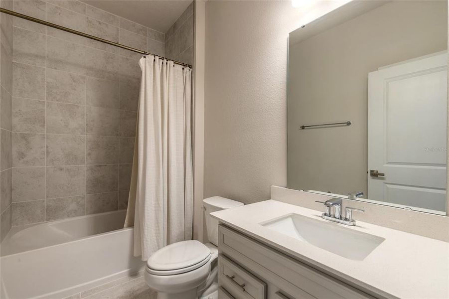 Furnished interior view inside a new home in The Palms at Venetian Bay, New Smyrna Beach (Image 12). Furnished interior view inside a new home in The Palms at Venetian Bay, New Smyrna Beach (Image 12).