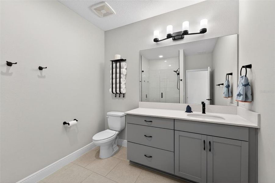 Furnished interior view inside a new home in Creek Ridge Preserve, Lithia (Image 69). Furnished interior view inside a new home in Creek Ridge Preserve, Lithia (Image 69).