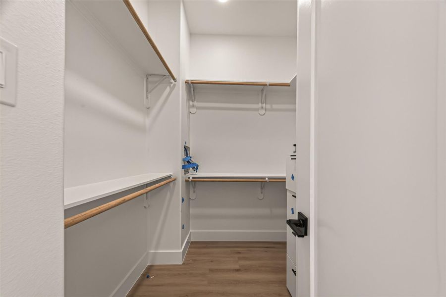 Spacious, unfurnished interior of a new home in , Houston (Image 20).