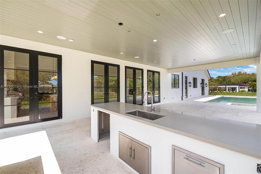 Furnished interior view inside a new home in , Pinecrest (Image 7).