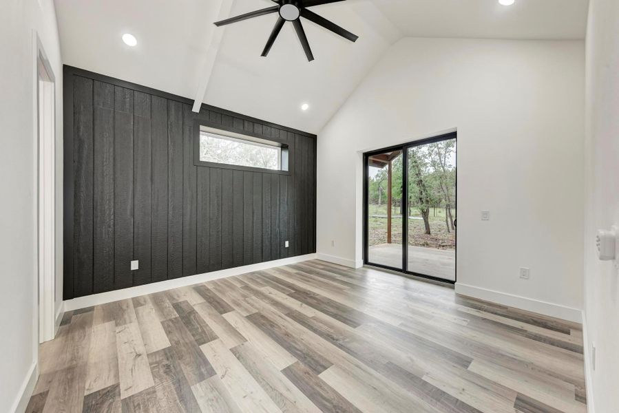 Spacious, unfurnished interior of a new home in , Bertram (Image 25).