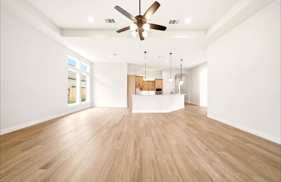 Spacious, unfurnished interior of a new home in Bridgeland 50′, Cypress (Image 35). Spacious, unfurnished interior of a new home in Bridgeland 50′, Cypress (Image 35).