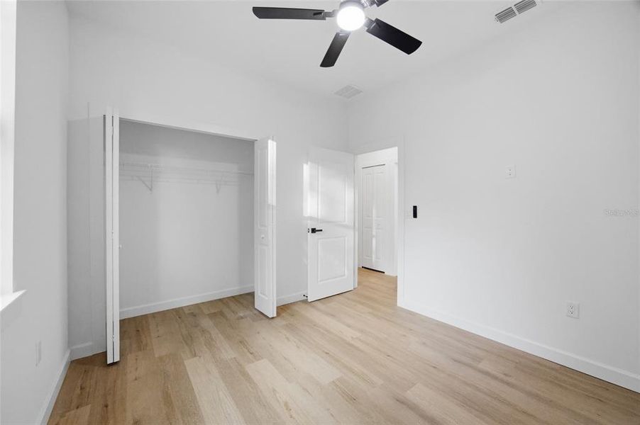 Spacious, unfurnished interior of a new home in , Plant City (Image 31). Spacious, unfurnished interior of a new home in , Plant City (Image 31).