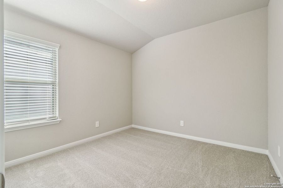 Spacious, unfurnished interior of a new home in Catalina, Converse (Image 41).