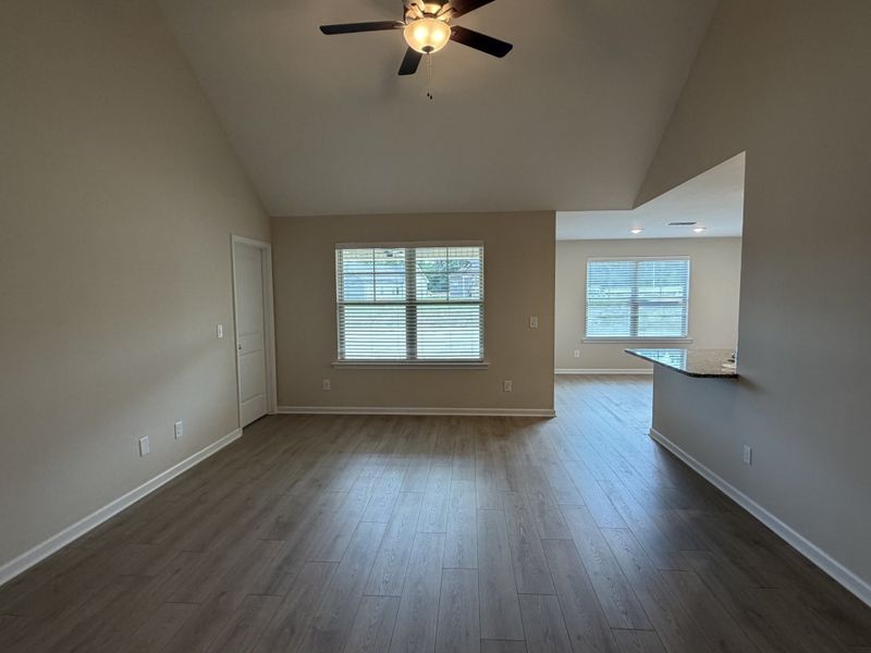 Spacious, unfurnished interior of a new home in Stillwater, Tullahoma (Image 12). Spacious, unfurnished interior of a new home in Stillwater, Tullahoma (Image 12).