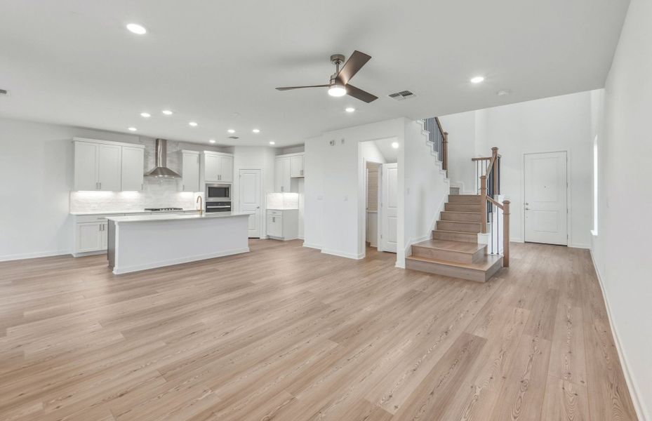 Spacious, unfurnished interior of a new home in Wolf Ranch, Georgetown (Image 37). Spacious, unfurnished interior of a new home in Wolf Ranch, Georgetown (Image 37).