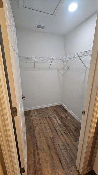 Spacious, unfurnished interior of a new home in , Belleview (Image 10).