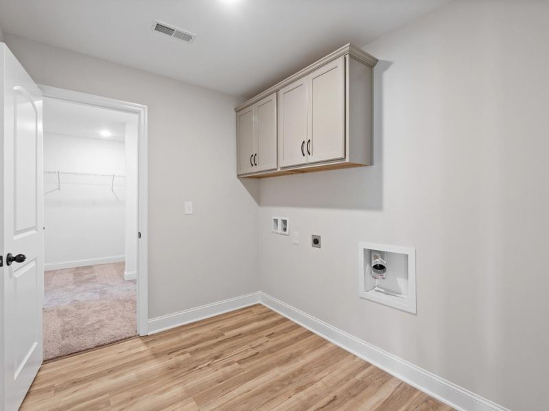 Representative unfurnished interior of a home built from the The Holly F by Davidson Homes LLC in Meadow Ridge Estates, Josephine (Image 15).