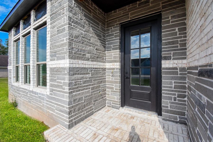 Inviting Front Entry Inviting Front Entry