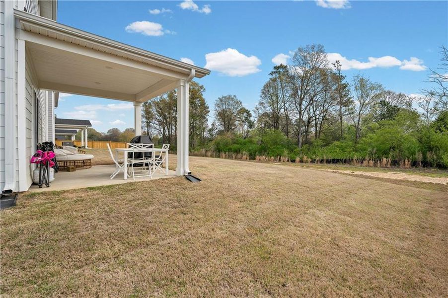 Exterior details and patio area of a home in , Calhoun (Image 4).