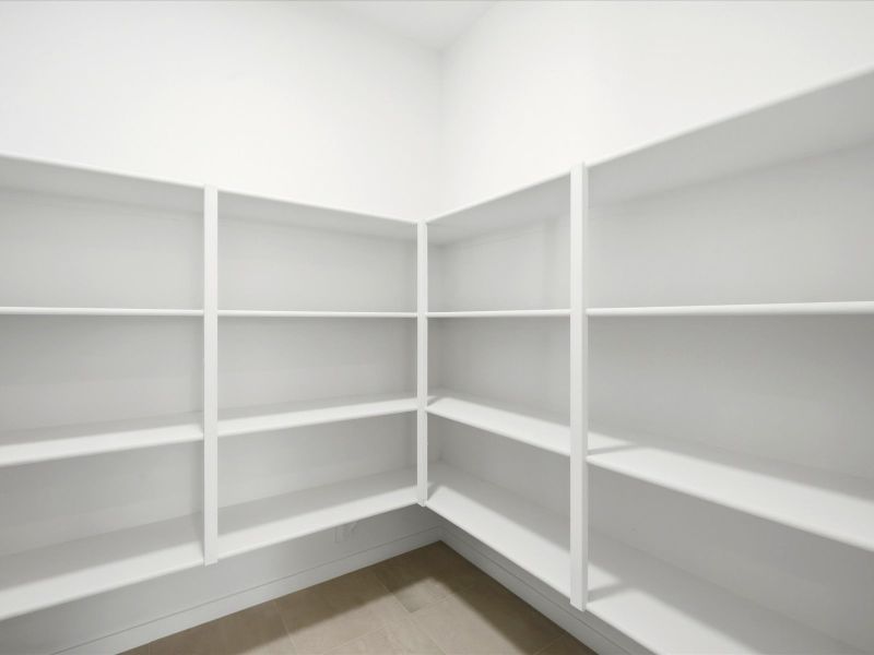 Spacious, unfurnished interior of a new home in Legacy Place, Glendale (Image 15).