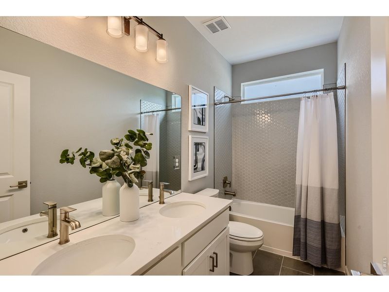 Furnished interior view inside a new home in Hidden Creek, Frederick (Image 9).