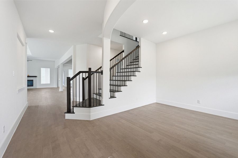 Spacious, unfurnished interior of a new home in Suncreek Estates, Rosharon (Image 21). Spacious, unfurnished interior of a new home in Suncreek Estates, Rosharon (Image 21).