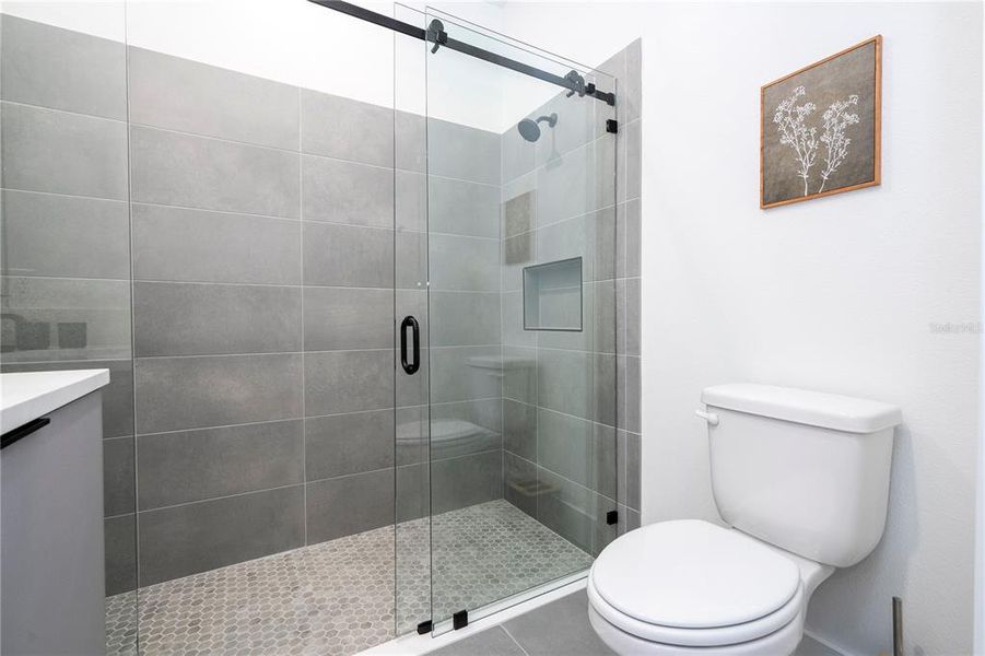 Furnished interior view inside a new home in , Kissimmee (Image 9).