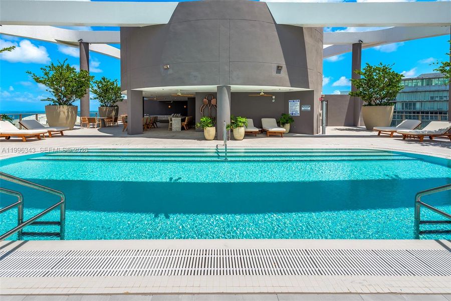 Community amenities in Mr. C Residences, Miami (Image 63).