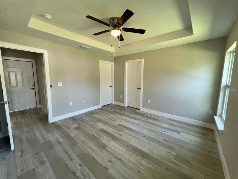 Spacious, unfurnished interior of a new home in , Citrus Springs (Image 15).