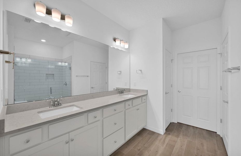 Furnished interior view inside a new home in Del Webb Wildlight, Yulee (Image 7).