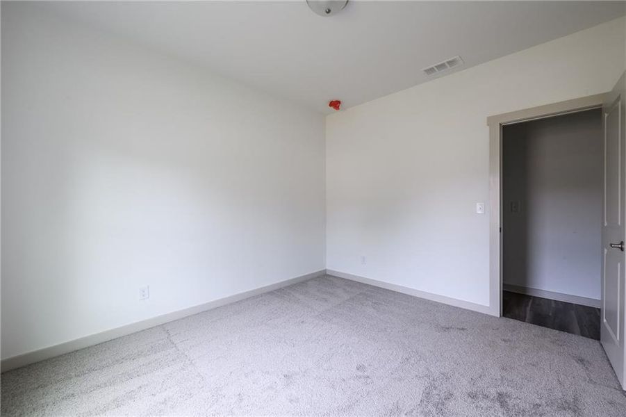 Spacious, unfurnished interior of a new home in , Lawrenceville (Image 17).