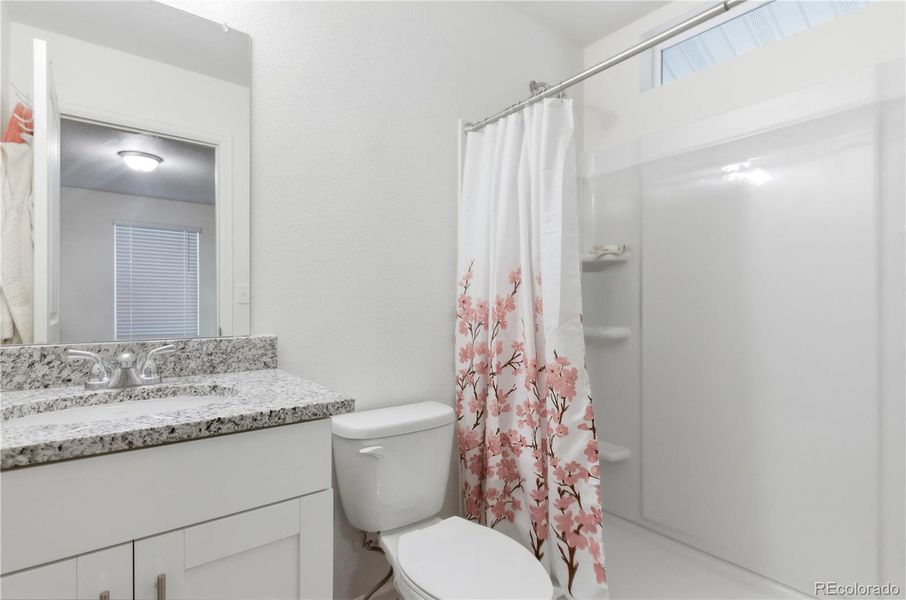 Furnished interior view inside a new home in Reunion, Commerce City (Image 4).