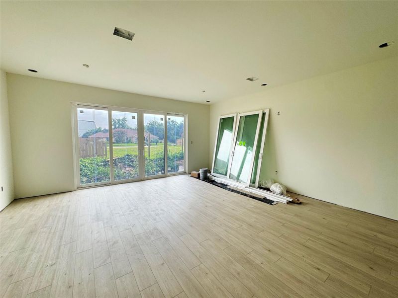 Spacious, unfurnished interior of a new home in , Houston (Image 17). Spacious, unfurnished interior of a new home in , Houston (Image 17).