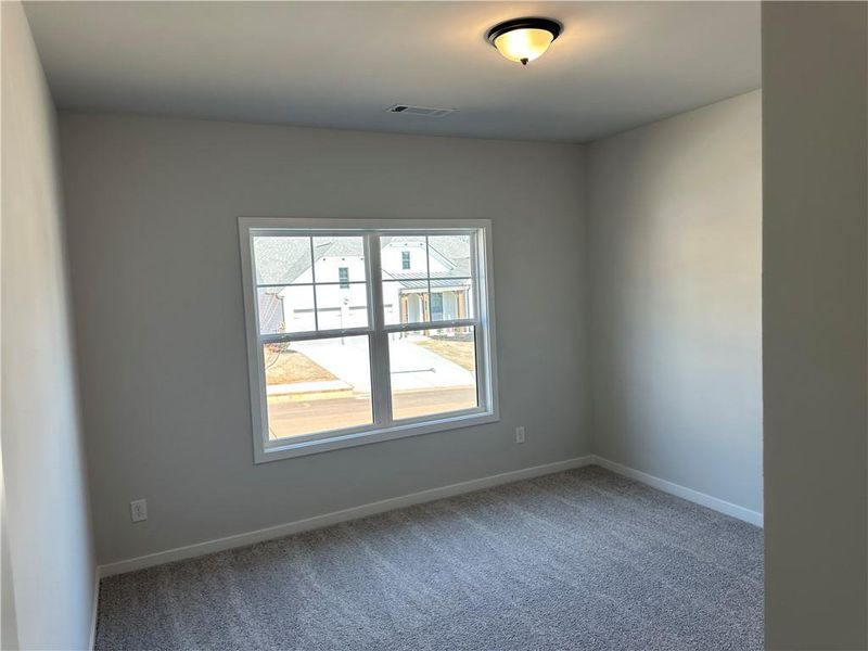 Spacious, unfurnished interior of a new home in Rosewood Lake Preserve, Hoschton (Image 22).