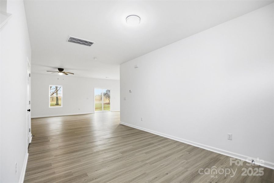 Spacious, unfurnished interior of a new home in , Shelby (Image 24).