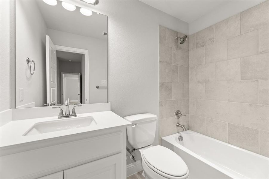 3539 Helios-Bathroom-1