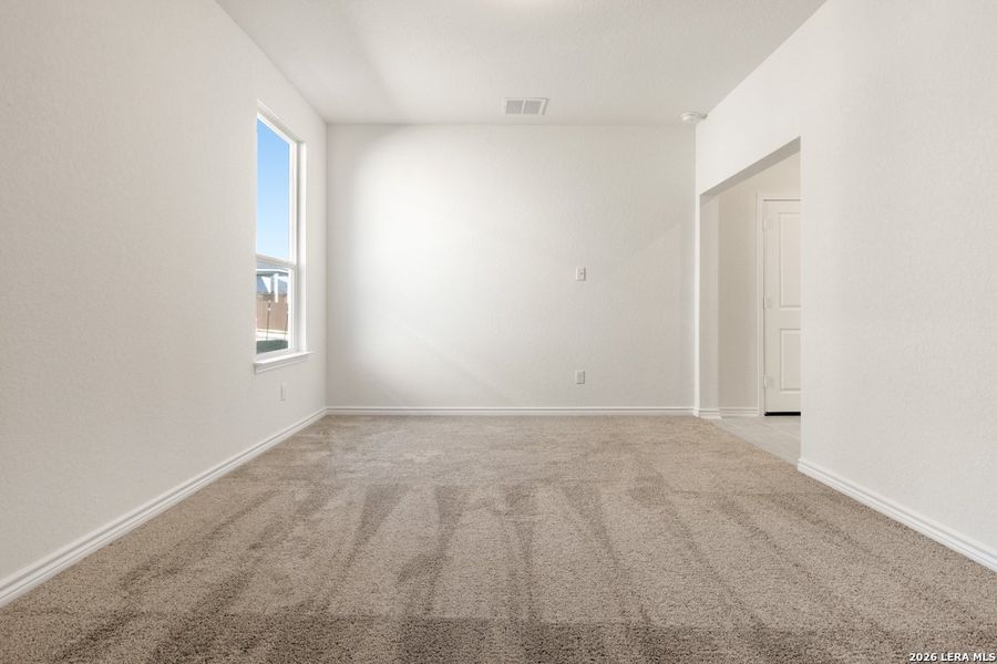 Spacious, unfurnished interior of a new home in Knox Ridge, Converse (Image 26).