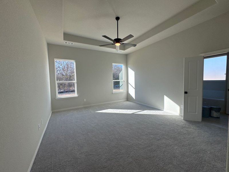 Spacious, unfurnished interior of a new home in Terra Escalante, Blue Ridge (Image 12).