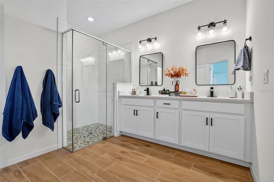 Furnished interior view inside a new home in , Deland (Image 33). Furnished interior view inside a new home in , Deland (Image 33).