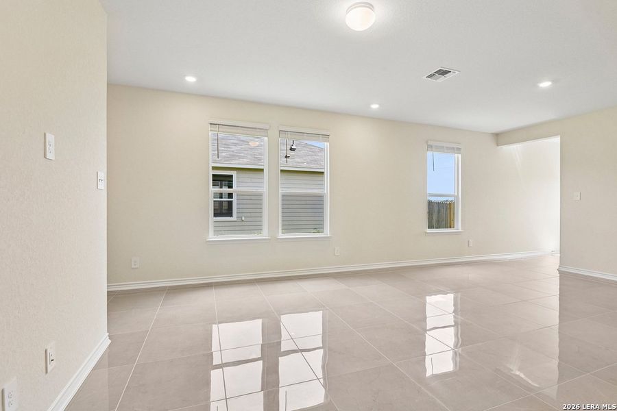 Spacious, unfurnished interior of a new home in Woodside Farms, Seguin (Image 39). Spacious, unfurnished interior of a new home in Woodside Farms, Seguin (Image 39).