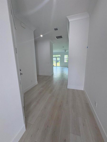 Mallory Foyer Entry