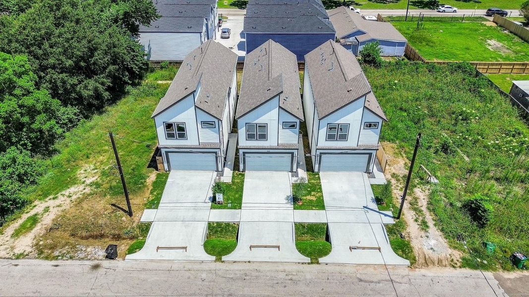 Front exterior of a new home in , Houston, TX, highlighting curb appeal (Image 16). Front exterior of a new home in , Houston, TX, highlighting curb appeal (Image 16).