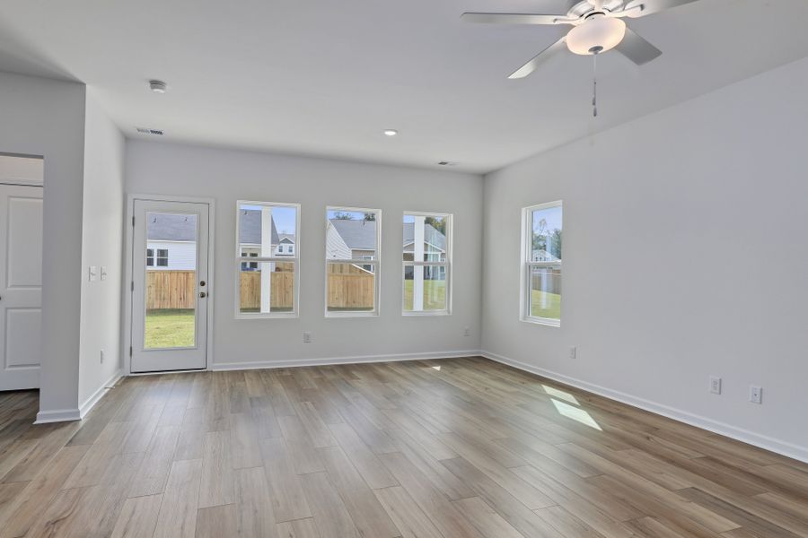 Spacious, unfurnished interior of a new home in Jordan Grove, Conway (Image 32).