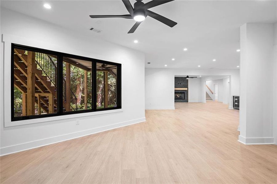 Spacious, unfurnished interior of a new home in , Atlanta (Image 74). Spacious, unfurnished interior of a new home in , Atlanta (Image 74).